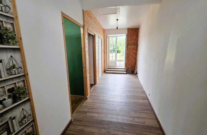 DOLUS D'OLÉRON (17) emplac n°1 en coeur de ville, A Louer Local/Bureau de 73m² donc 45m² de surface commerciale — photo 4
