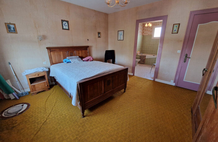 Dpt Charente Maritime (17), à vendre TONNAY BOUTONNE maison P6 — photo 5