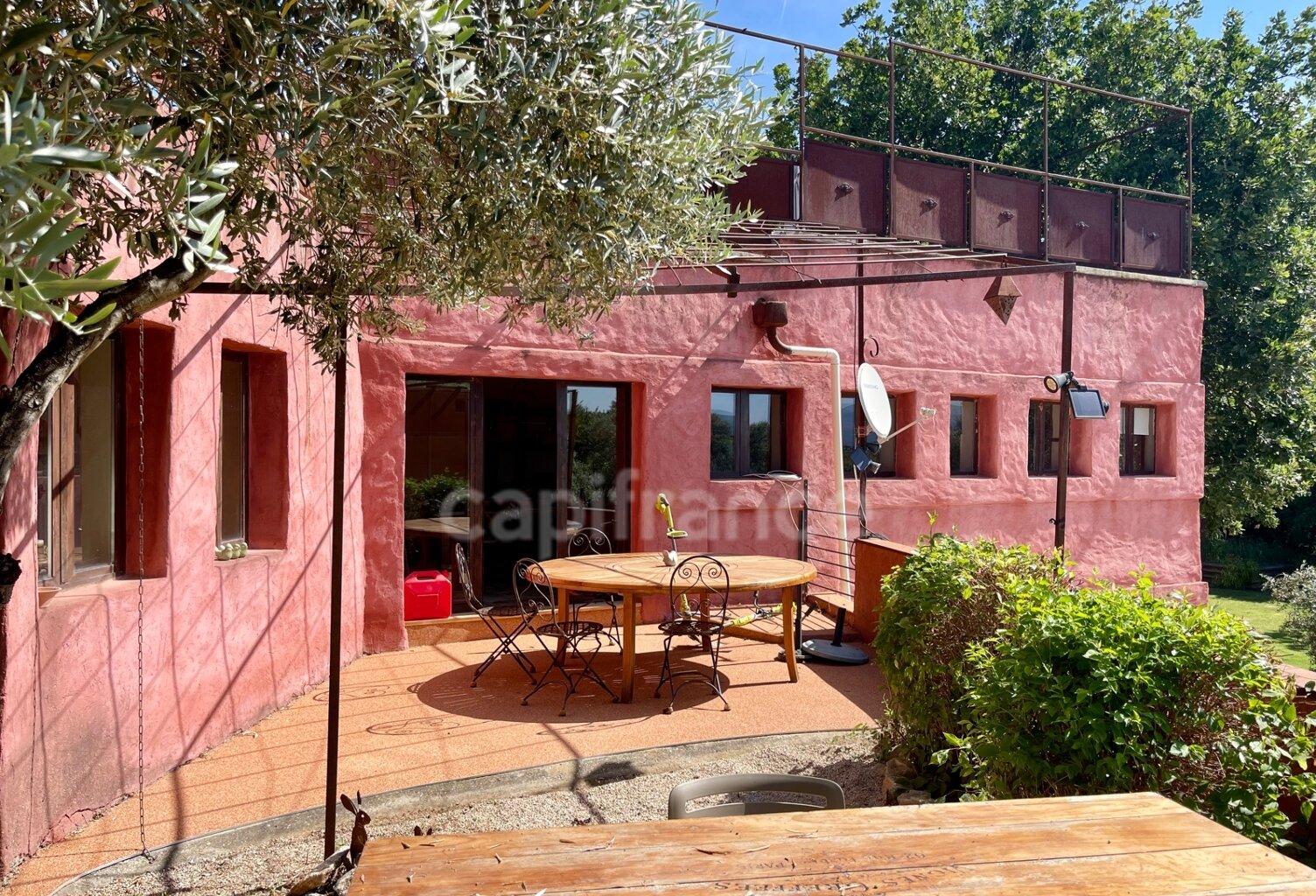 ROUSSILLON – PROPRIÉTÉ D'EXCEPTION AU CŒUR DU LUBERON — photo 1