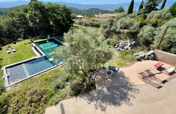 ROUSSILLON – PROPRIÉTÉ D'EXCEPTION AU CŒUR DU LUBERON — photo 2