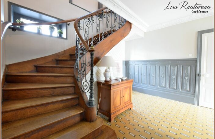 Dpt Loire Atlantique (44), à vendre VIEILLEVIGNE maison P10 de 360 m² - Terrain de 530,00 m² — photo 2