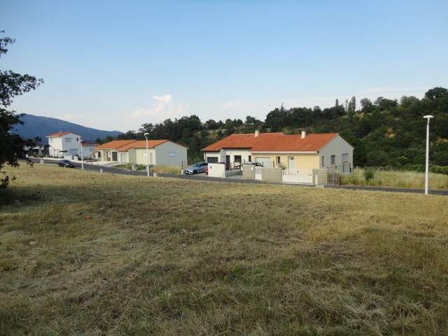 Dpt Pyrénées Orientales (66), à vendre PRADES Terrain constructible 488 m², 3 faces, libre constructeur — photo du bien