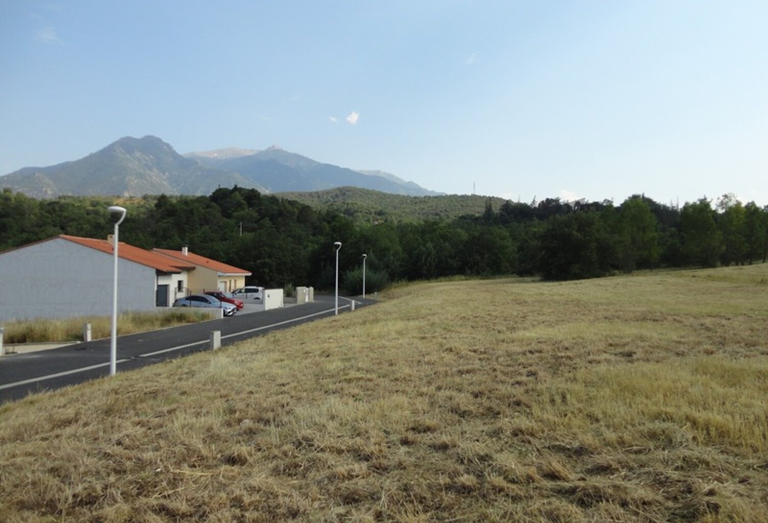 Dpt Pyrénées Orientales (66), à vendre PRADES Terrain constructible 1230 m², 4 faces, libre constructeur — photo 1