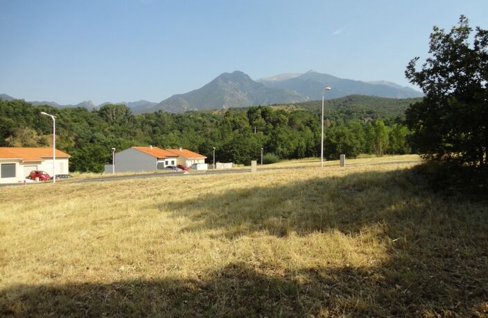 Dpt Pyrénées Orientales (66), à vendre PRADES Terrain constructible 1230 m², 4 faces, libre constructeur — photo 5