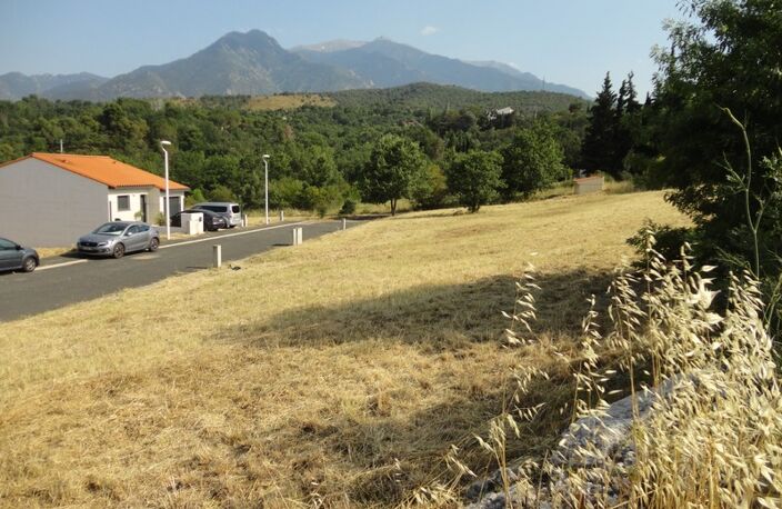 Dpt Pyrénées Orientales (66), à vendre PRADES Terrain constructible 225 m², 2 faces, libre constructeur — photo 4