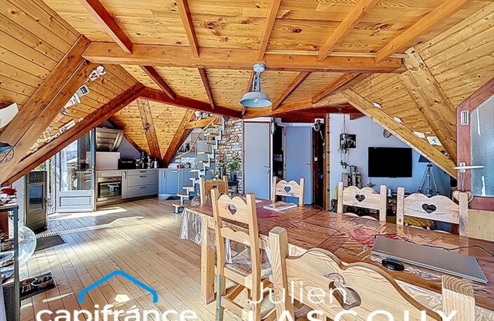 À VENDRE — CHARMANT PETIT CHALET AVEC DÉPENDANCE À LANS-EN-VERCORS (38) — photo 2