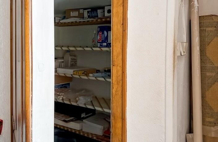 Revonnas (01250)- Ancienne Fruitière du XVIIe siècle - 247 m² de charme et d'histoire — photo 3