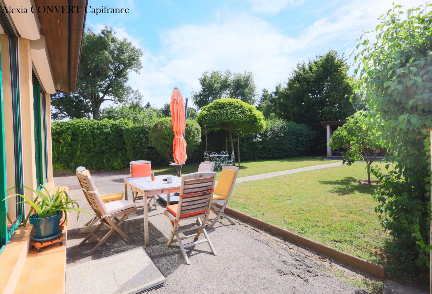 Maison à vendre 5 pièces terrain 765m² proche centre MONTREVEL EN BRESSE — photo 1