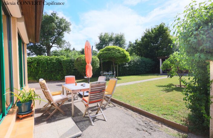 Maison à vendre 5 pièces terrain 765m² proche centre MONTREVEL EN BRESSE — photo 2