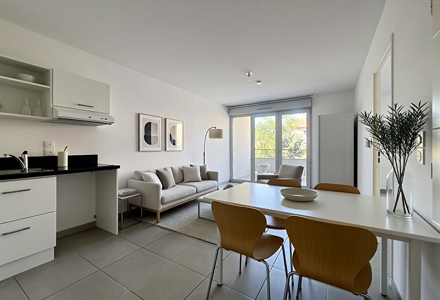 T2 à vendre - Vitrolles secteur recherché du Rocher — photo 1
