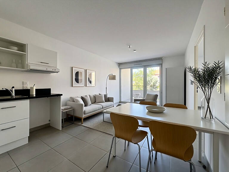 T2 à vendre - Vitrolles secteur recherché du Rocher — photo 1