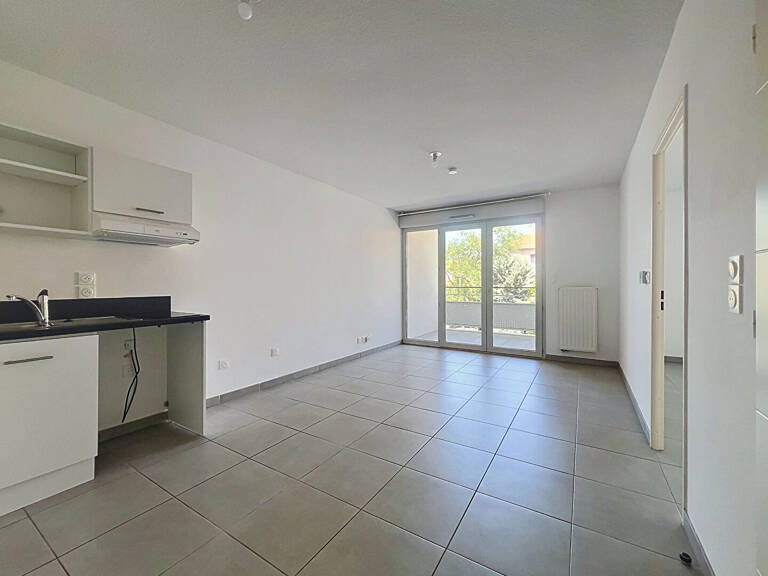 T2 à vendre - Vitrolles secteur recherché du Rocher — photo 1