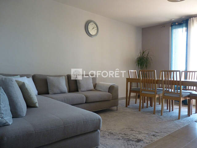 Appartement Cavaillon 3 pièces 85.45 m2 — photo du bien