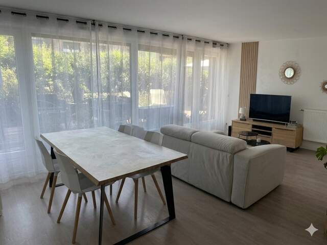 Appartement récent à vendre 5 pièces 95m2, grande terrasse MERIGNAC (33) — photo du bien