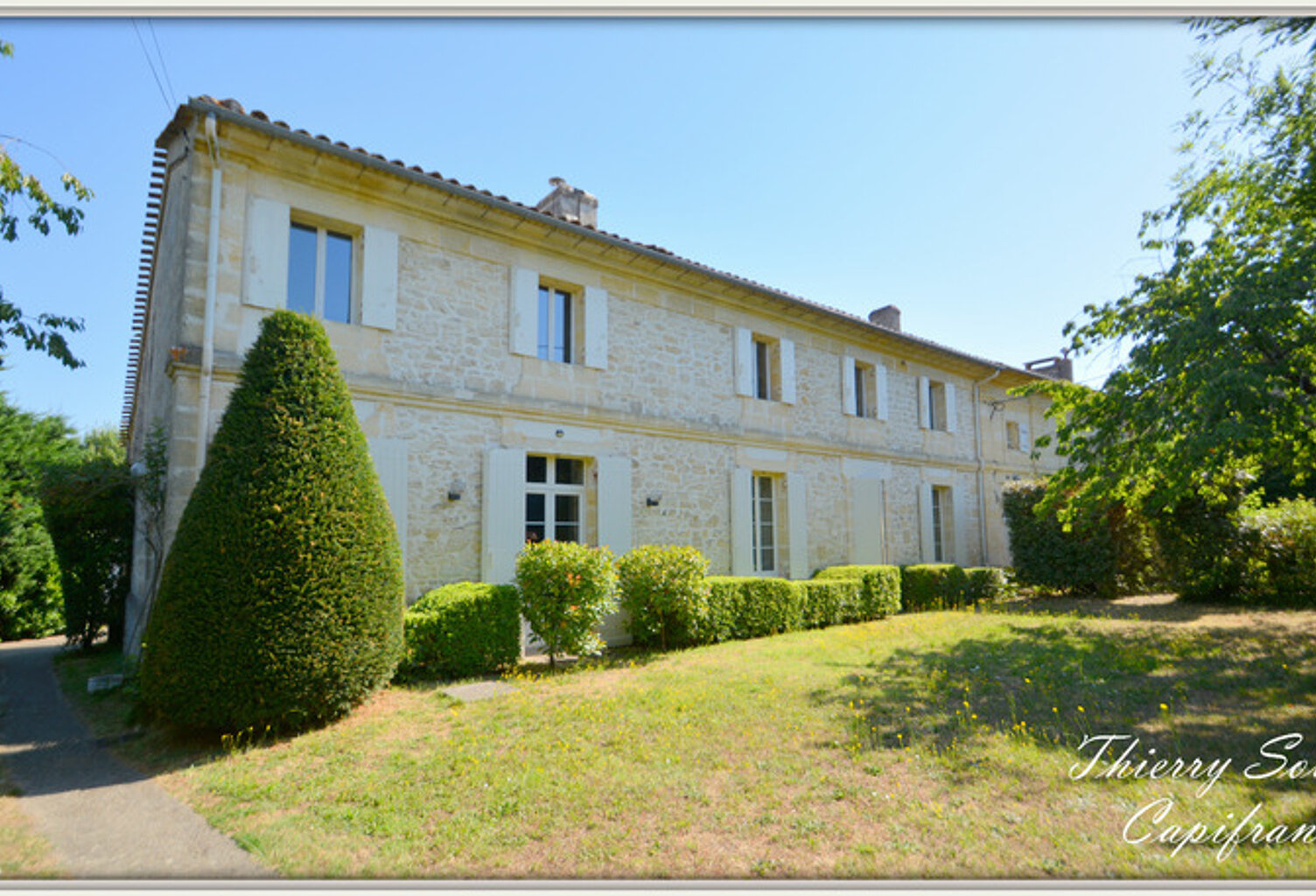 Maison en pierre, 16 pièces, 8 chambres — photo 1