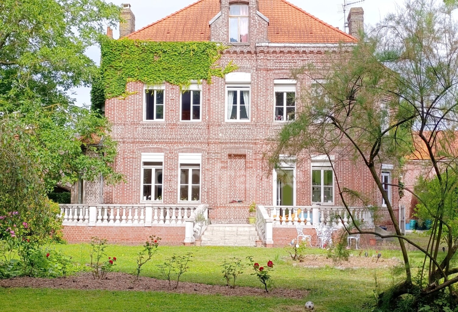 Manoir de 1880 : caractère, prestige et authenticité — photo 1