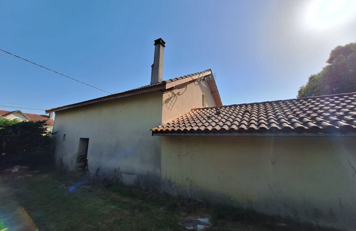   Maison en pierre à rénover – Fort potentiel à Plaisance-du-Gers – Terrain 1 569 m² – Dépendances & véranda — photo 2