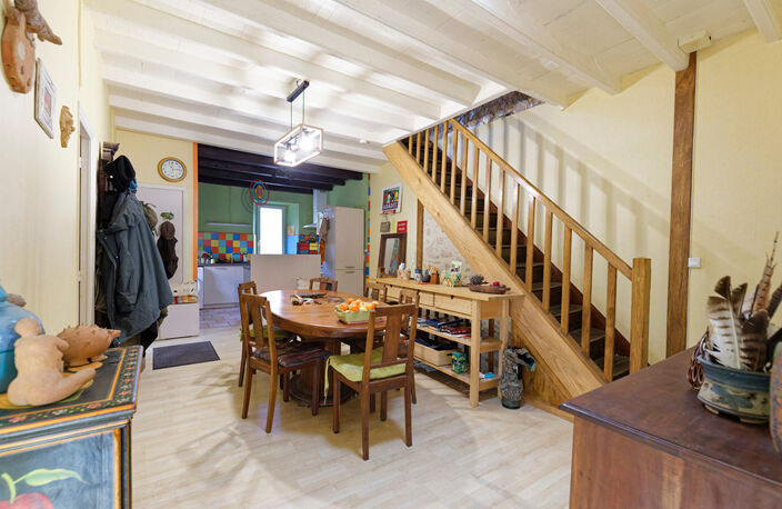 Maison de village 4 pièces avec cour intérieure et jardin - VARAIGNES (24) — photo 5