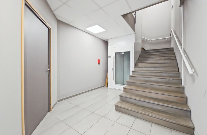 SARROLA-CARCOPINO – Locaux commerciaux à vendre – Ensemble de 342 m² modulable — photo 2