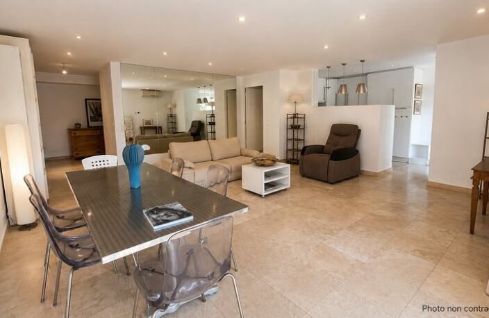 Appartement 3 pièces avec rooftop et deux box fermés SAINT TROPEZ (83) — photo 3