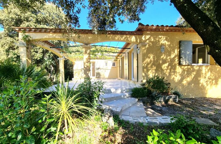 Maison de plain-pied de 156m² avec 6 pièces + une dépendance - Terrain arboré de 1400m² avec Piscine - (34160) — photo 5