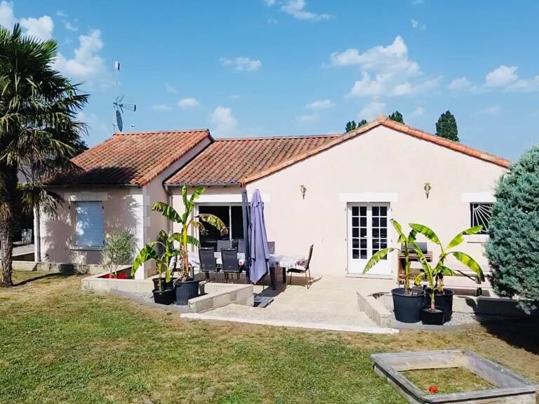 maison 2010 Plain pied - 4 chambres -garage et grand jardin — photo 1