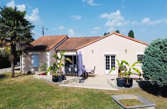 Maison 2010- Plain pied - 4 chambres -garage et grand jardin — photo 2