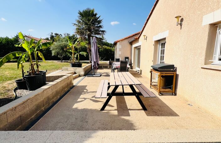 Maison 2010- Plain pied - 4 chambres -garage et grand jardin — photo 3