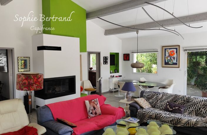 Montélimar Sud – Villa d'architecte d'exception avec T2 indépendant et piscine à débordement — photo 2