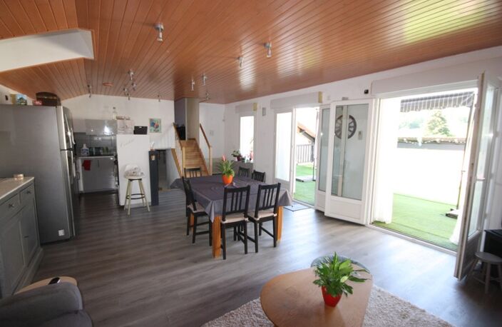 Maison à vendre 5 pièces ORDONNAZ (01) — photo 2