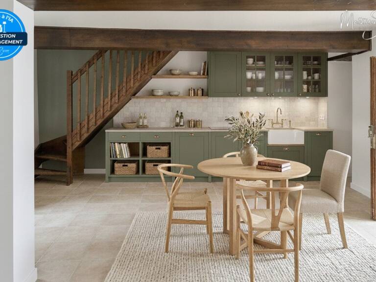 SAINT GENIS LAVAL - Maison de village avec courette — photo 1