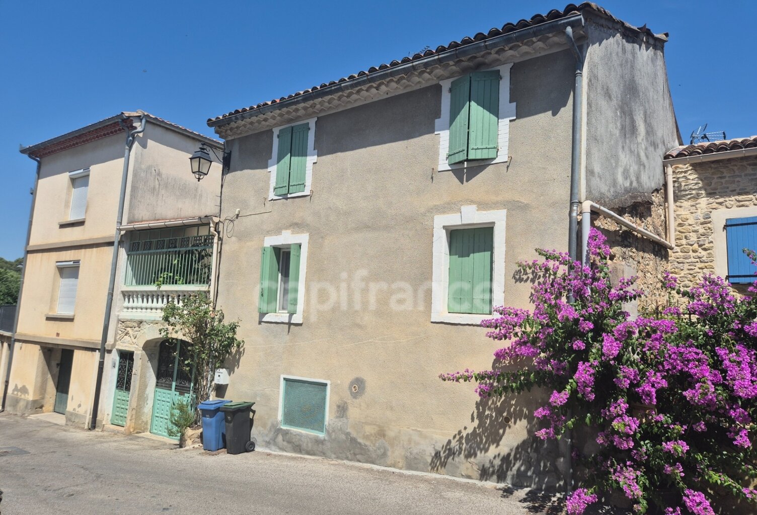 Maison à vendre 10 pièces proche de Saint Cezaire de Gauzignan — photo 1