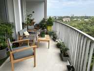 LA BAULE LES PINS – APPARTEMENT 69 M² EN ÉTAGE ÉLEVÉ AVEC TERRASSE DE 25 M²-GARAGE-CAVE-VUE DÉGAGÉE SUR LA VERDURE-COMMERCES À PIED — photo 3