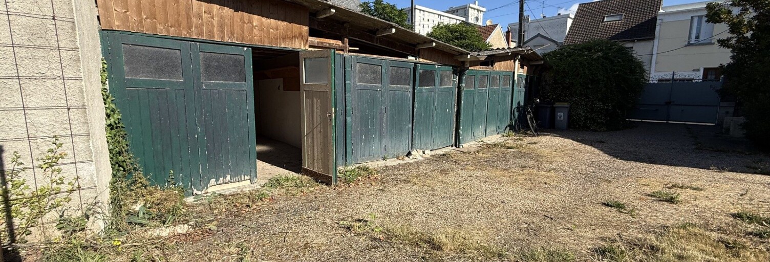 Garage  120 m² à vendre à Tours (37000)
