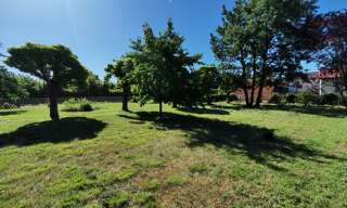Terrain  956 m² à vendre à Saint-Georges-d'Espéranche (38790)