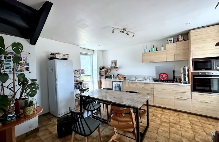 Charmante maison en pierre de 122m², 3 chambres avec jardin, terrasse, cave à GUENGAT(29) — photo 5
