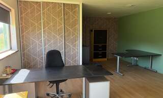 Bureau 4 Pièces 173 m² à vendre à Ger (64530)