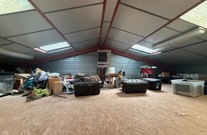 Local d'activité de 173 m² sur terrain constructible de 2 048 m² — photo 4