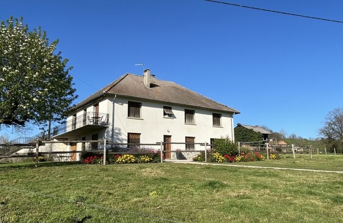 Grande maison familiale de 174 m² avec terrain de 4 160 m²  Proche Maurs — photo 3