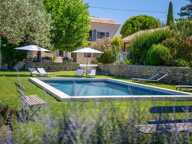 Bastide à vendre composée de 4 suites, 1 annexe avec piscine sur terrain attenant de près d'un hectare OPPEDE (84) — photo 2