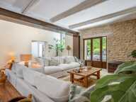 Bastide à vendre composée de 4 suites, 1 annexe avec piscine sur terrain attenant de près d'un hectare OPPEDE (84) — photo 4