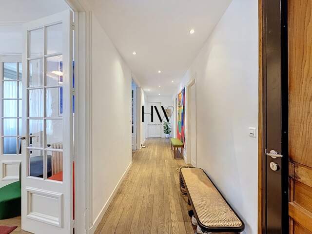 À VENDRE – Superbe T4 de 98 m² de style haussmannien au cœur d’Annemasse — photo du bien