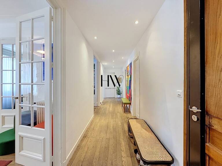 À VENDRE – Superbe T4 de 98 m² de style haussmannien au cœur d’Annemasse — photo 1