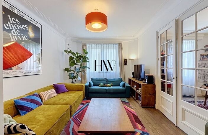 À VENDRE – Superbe T4 de 98 m² de style haussmannien au cœur d’Annemasse — photo 2