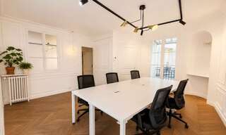 Bureau 4 Pièces 100 m² à louer à Paris 11 (75011)