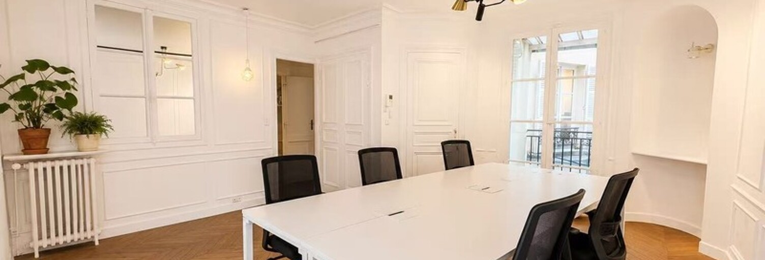 Bureau 4 Pièces 100 m² à louer à Paris 11 (75011)
