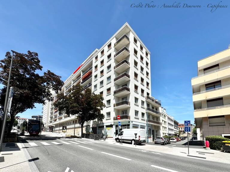 CLERMONT-FERRAND CENTRE - PROCHE FACULTES - QUARTIER CHARCOT/SABLON– T4 LUMINEUX AVEC ASCENSEUR, BALCON ET GRANDE CAVE — photo 1
