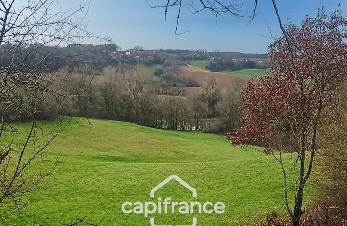 Prairie, terrain de 2.3 hactares avec source — photo 2