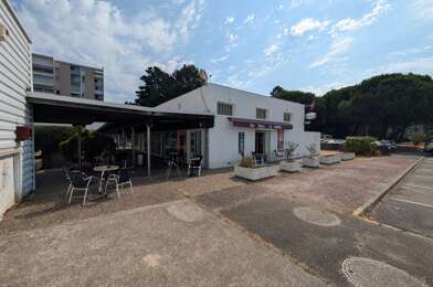 Commerce 2 pièces 319200 €