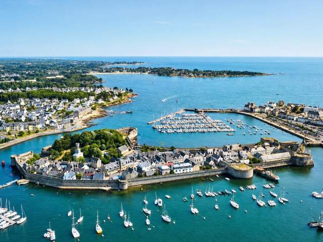 COUP DE CŒUR À CONCARNEAU – MAISON FAMILIALE RÉNOVÉE AVEC PETITE VUE MER — photo du bien